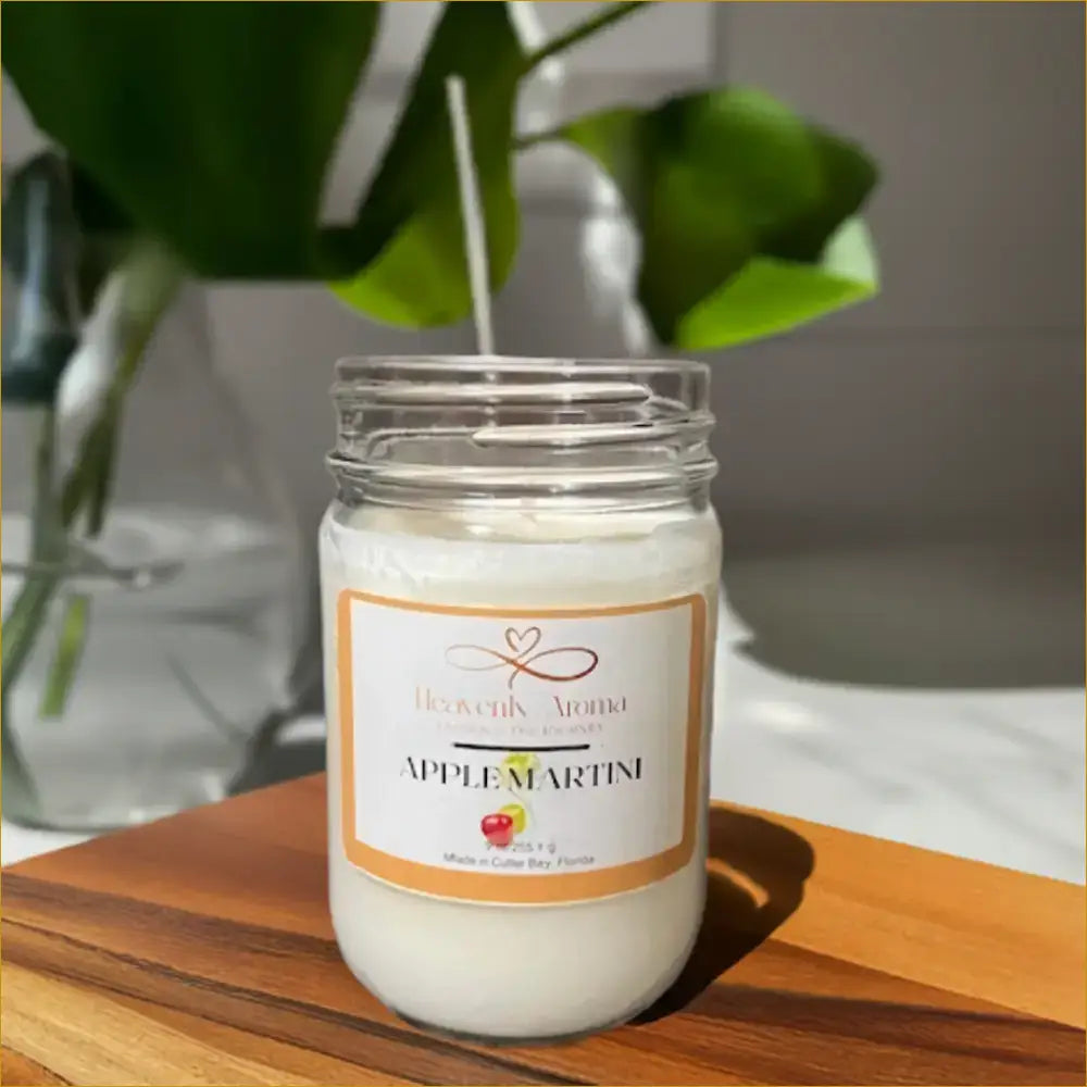 Apple Martini 9 oz Candle |  Fresh Apple & Pear Elegance - Heavenly Aroma