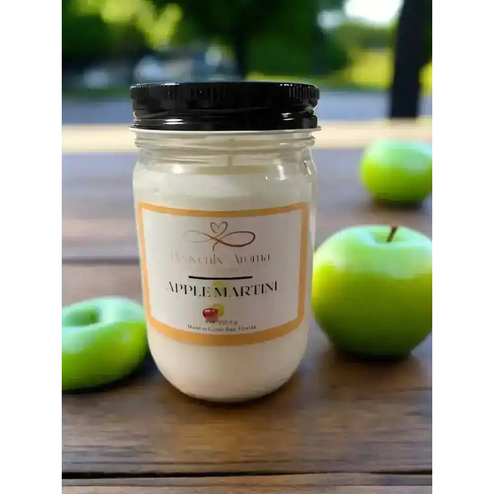 Experience Cozy Relaxation with Heavenly Aroma’s Apple Scent Candle