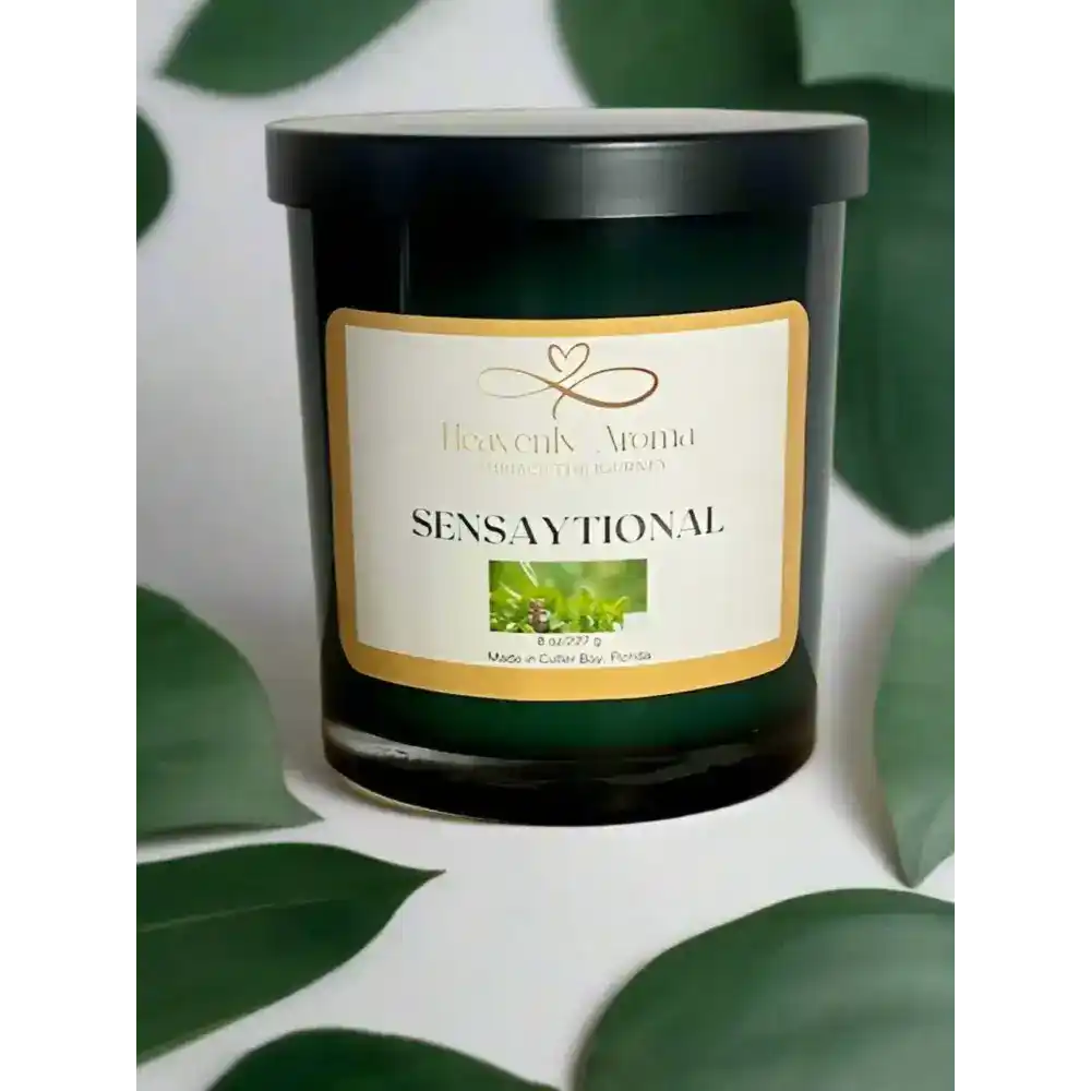 Experience Cozy Relaxation with Heavenly Aroma’s Apple Scent Candle